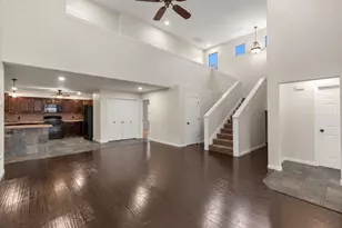 206 Errol Dr, Spicewood, TX 78669 - Photo 5