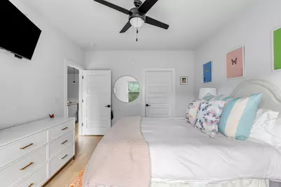 2500 Longview Street #202, Austin, TX 78705 - Photo 17
