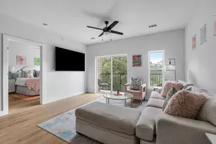 2500 Longview St, Austin, TX 78705 - Photo 7