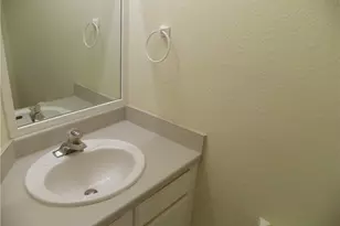 11901 Swearingen Dr, Austin, TX 78758 - Photo 11