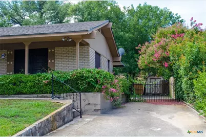 303 E 20th Avenue, Belton, TX 76513 - Photo 3