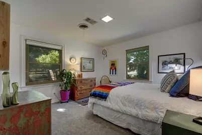 1708 Windoak Drive, Austin, TX 78741 - Photo 19
