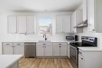 8909 Winter Haven Road, Austin, TX 78747 - Photo 13