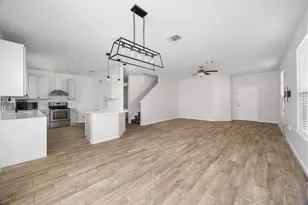 8909 Winter Haven Rd, Austin, TX 78747 - Photo 9