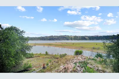 2702 Cornell Cove, Lago Vista, TX 78645 - Photo 17