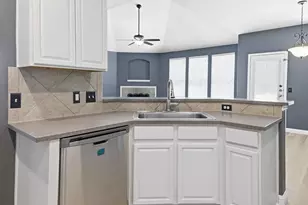 2157 Paradise Ridge Dr, Round Rock, TX 78665 - Photo 13