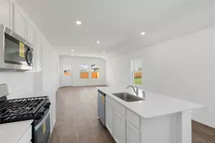 12204 Douglas Fir Cir, Mustang Ridge, TX 78610 - Photo 5