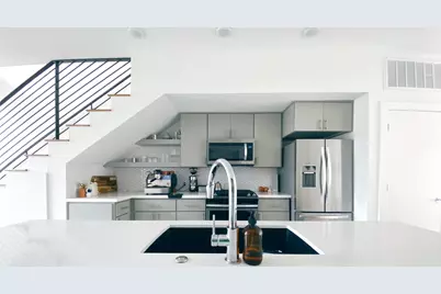 2002 E 7th Street #203, Austin, TX 78702 - Photo 3