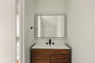 1111 W 12th St, Austin, TX 78703 - Photo 19