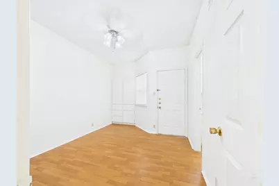 2604 Salado Street #304, Austin, TX 78705 - Photo 7