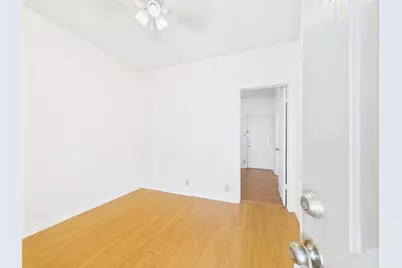 2604 Salado Street #304, Austin, TX 78705 - Photo 5