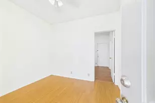 2604 Salado St, Austin, TX 78705 - Photo 5