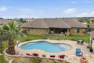104 W Vienna Dr, Hutto, TX 78634 - Photo 31
