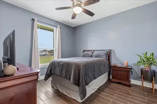 104 W Vienna Dr, Hutto, TX 78634 - Photo 19
