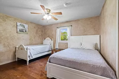 2421 Post Oak Road, Webberville, TX 78653 - Photo 23