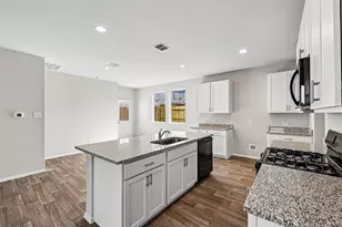 12005 Murano Dr, Austin, TX 78747 - Photo 9