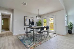 11207 Sage Hollow Dr, Austin, TX 78758 - Photo 3