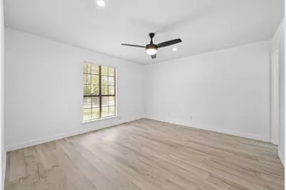 5545 Pine Place, Austin, TX 78744 - Photo 17