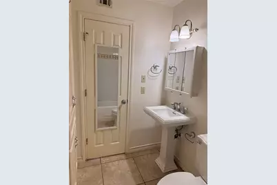 407 E 45th Street #104, Austin, TX 78751 - Photo 9