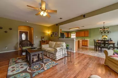 910 Wild Petunia Way, Pflugerville, TX 78660 - Photo 3