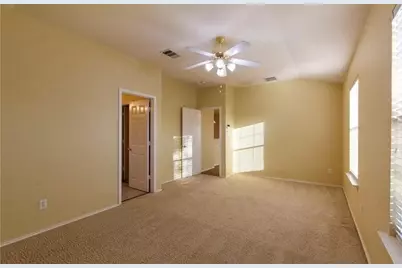 1900 Scofield Ridge Parkway #3101, Austin, TX 78727 - Photo 11