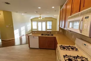1900 Scofield Ridge Pkwy, Austin, TX 78727 - Photo 7