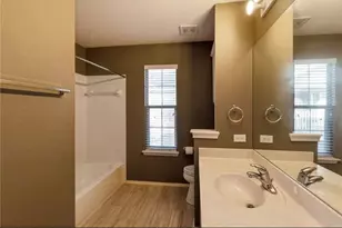 1900 Scofield Ridge Pkwy, Austin, TX 78727 - Photo 21