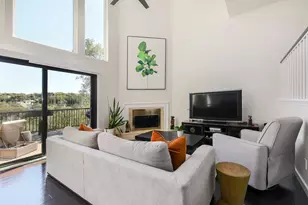 1329 Spyglass Dr, Austin, TX 78746 - Photo 3