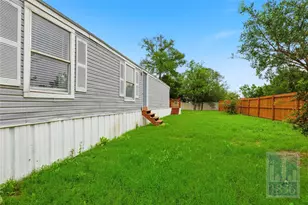 14904 Vevey Dr, Del Valle, TX 78617 - Photo 5