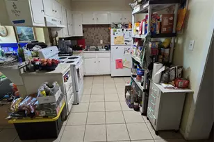 208 NW River Rd, Martindale, TX 78655 - Photo 15