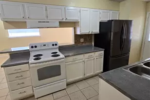 208 NW River Rd, Martindale, TX 78655 - Photo 5