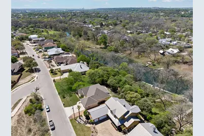 1049 River Terrace, New Braunfels, TX 78130 - Photo 5