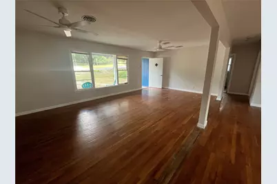 134 E Hillcrest Drive, San Marcos, TX 78666 - Photo 7