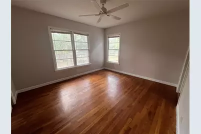 134 E Hillcrest Drive, San Marcos, TX 78666 - Photo 3