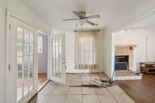 712 Vernon St, Rockdale, TX 76567 - Photo 13