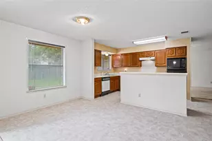 7100 Pine Bluffs Trail, Austin, TX 78729 - Photo 15