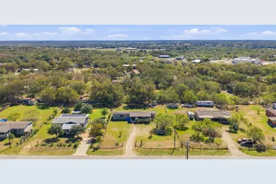 175 Las Estancias Drive, Cedar Creek, TX 78612 - Photo 13