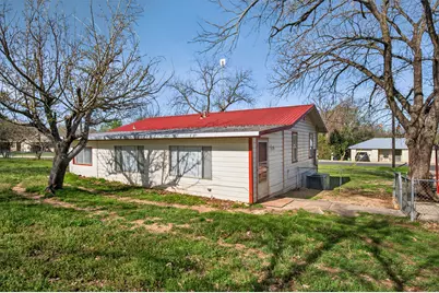 707 Brown Street, Lampasas, TX 76550 - Photo 23