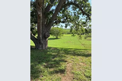 1411 Pecan Shores, Smithville, TX 78957 - Photo 15