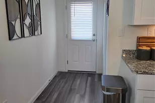 107 Gray Fox Loop, Hutto, TX 78634 - Photo 5