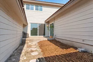 2217 Onion Creek Pkwy, Austin, TX 78747 - Photo 27