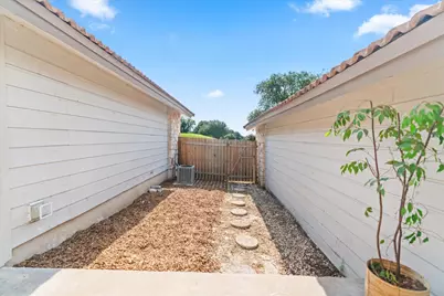2217 Onion Creek Parkway #121, Austin, TX 78747 - Photo 15