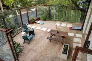 1206 Luna St, Austin, TX 78721 - Photo 3