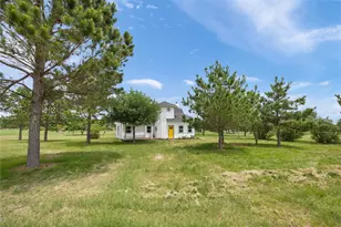 245 Country Ln, McDade, TX 78650 - Photo 7