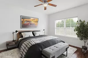 6810 Deatonhill Dr, Austin, TX 78745 - Photo 15