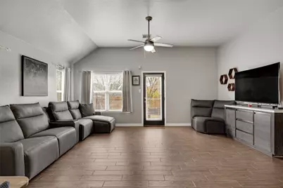 4325 Rolling Water Drive, Pflugerville, TX 78660 - Photo 9