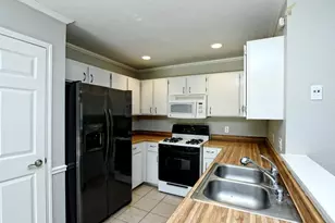 806 Sunny Ln, Cedar Park, TX 78613 - Photo 5