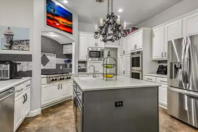 8802 Westminster Glen, Austin, TX 78730 - Photo 11