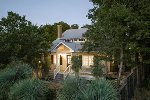 1105 Travis Heights Blvd, Austin, TX 78704 - Photo 1
