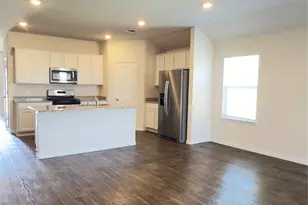 282 Texas Palmetto Cir, Kyle, TX 78640 - Photo 7